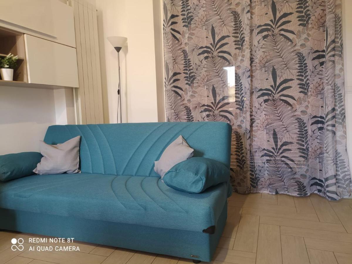 Casa Vacanza Indaco Фьюмичино Экстерьер фото